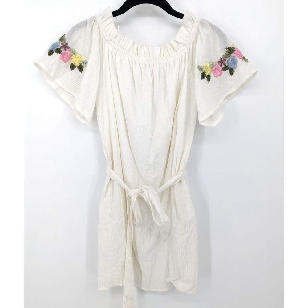 Blush‎ Dress Womens Medium White Embroidered Floral Belted Short Sleeve Boho USA